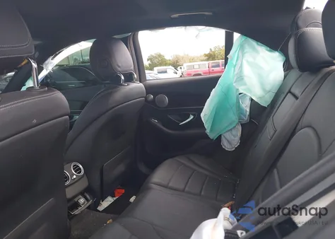 2018 Mercedes-Benz C 300 4Matic из США, поврежденный, VIN WDDWF4KB5JR418927